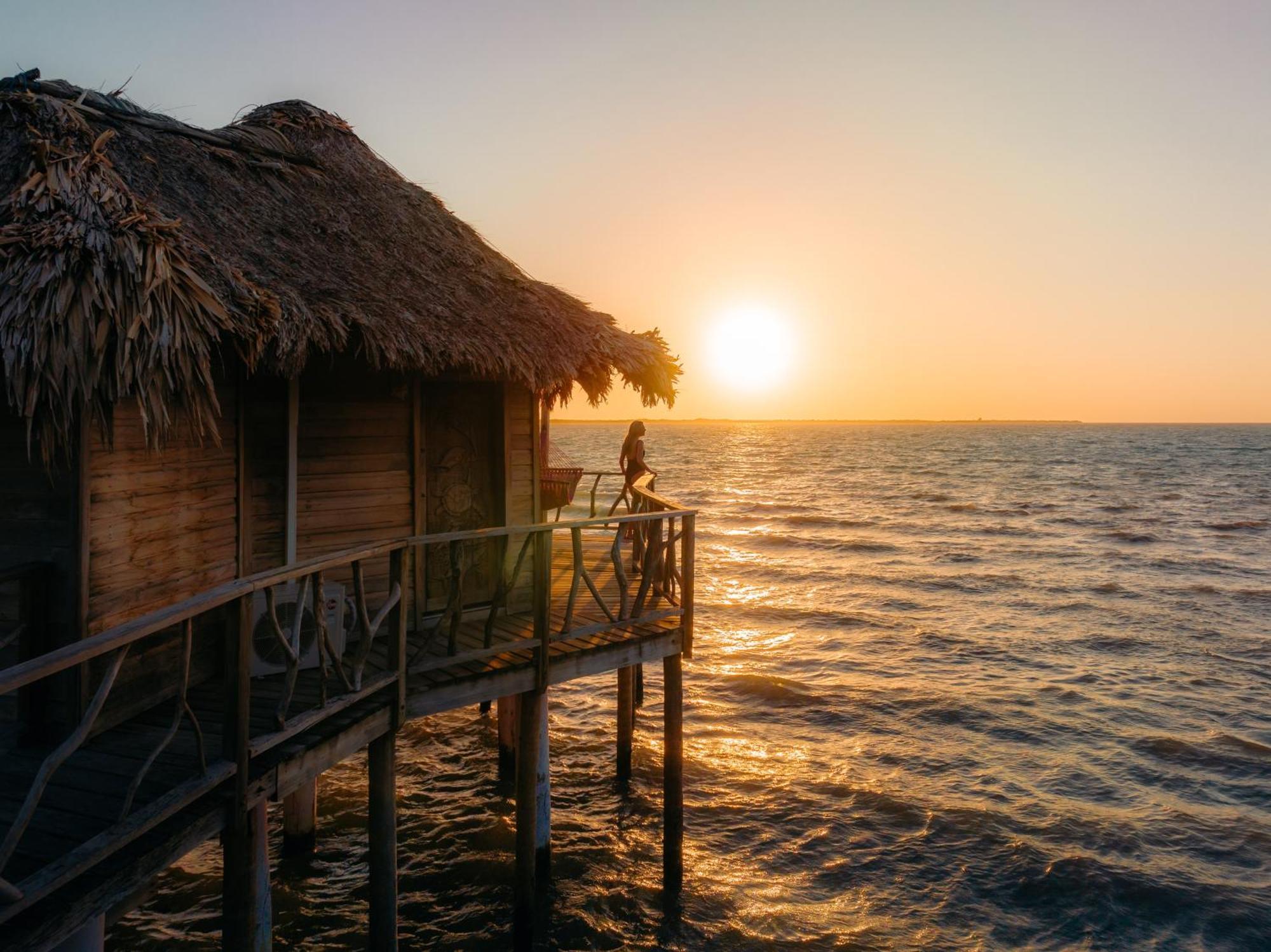 Thatch Caye Resort A Muy'Ono Resort Hopkins Luaran gambar